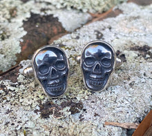Load image into Gallery viewer, Hematite Skull Cuff Links