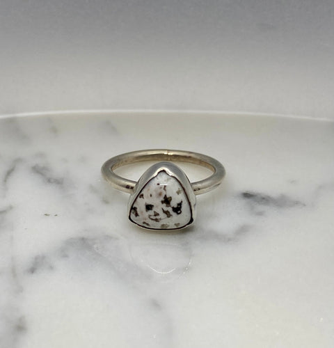 Size 6.75 | White Buffalo Trillion