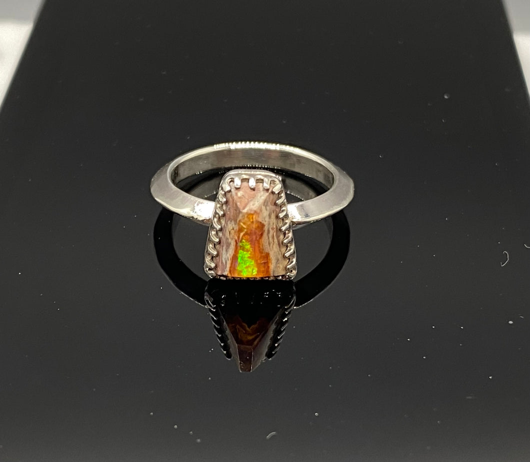 Size 8.5 | Geometric Cantera Opal
