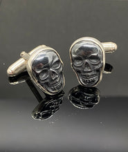 Load image into Gallery viewer, Hematite Skull Cuff Links