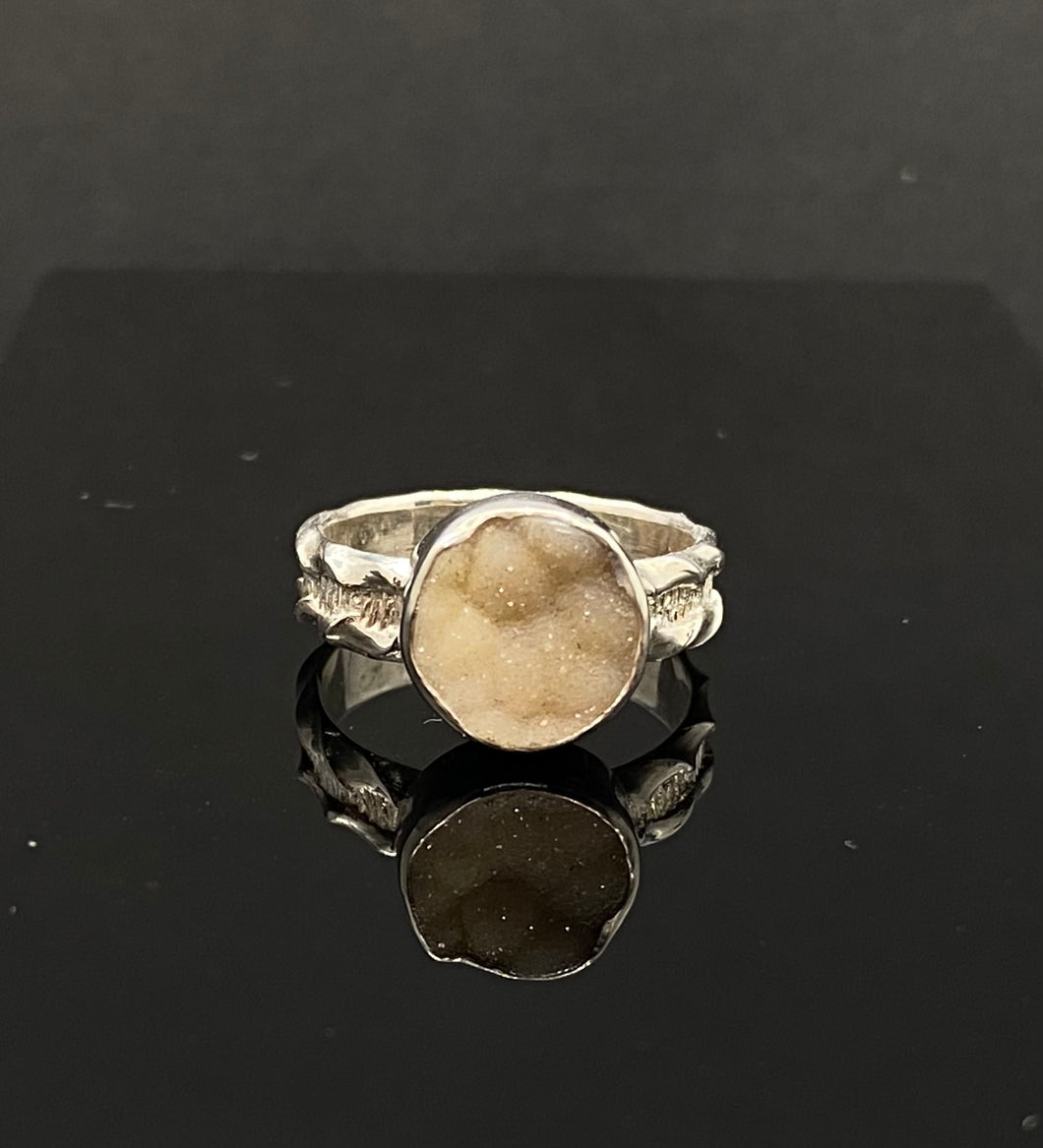 Size 6.5 | Druzy Round Ring (a)